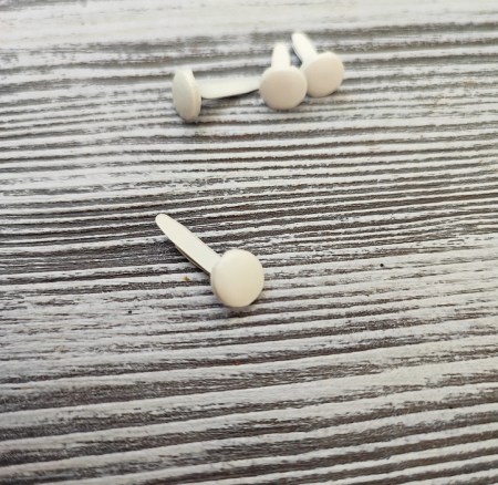 brads-belyj-diametr-8-mm.