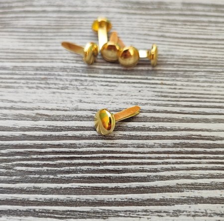brads-zolotoj-diametr-8-mm.