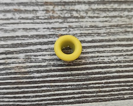 lyuvers-zheltyj-vnutrennij-diametr-48-mm.