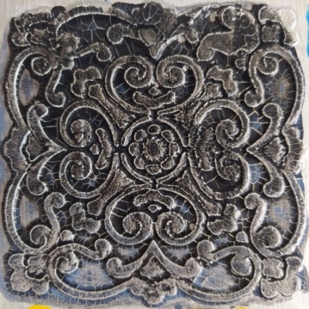 patina-s-effektom-mikrotreshhin-chyornaya